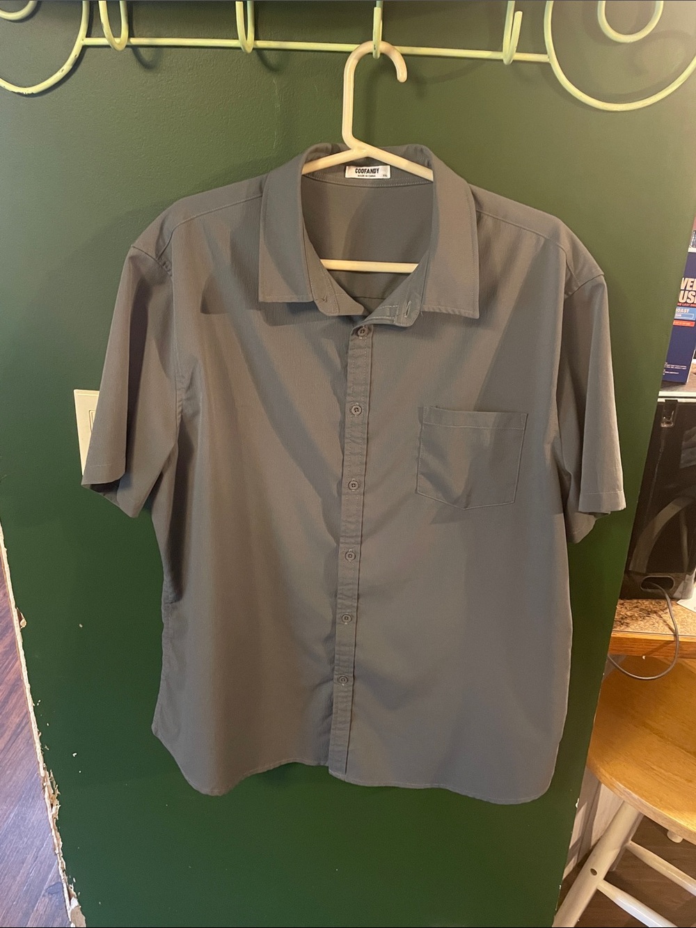 Coofandy Short-Sleeve Button-Up Shirt in Gray Size XXL